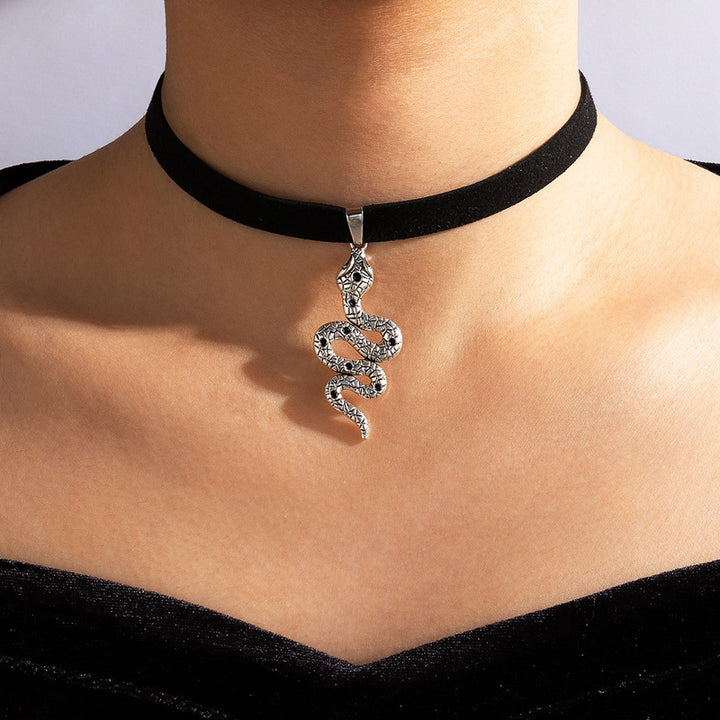 Women's Snake Cobra Chokers Witchy Gothic Grunge Collar Velvet Necklace